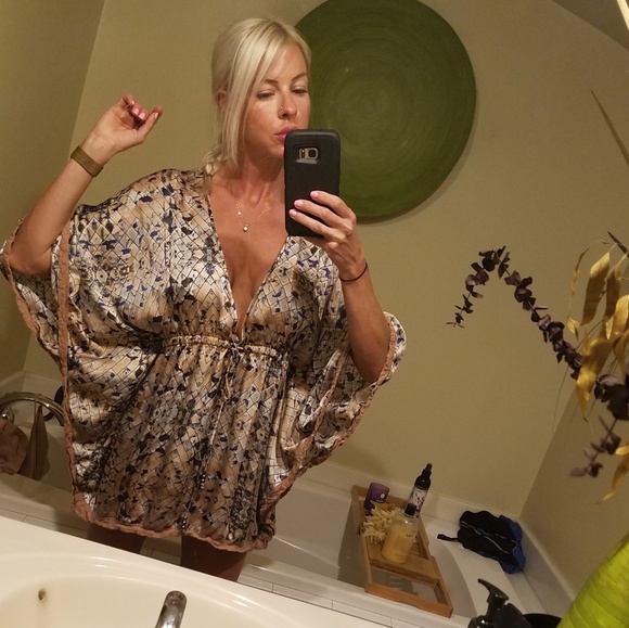Bcbg beach coverup or dress or both SOLD - Picture 4 of 5